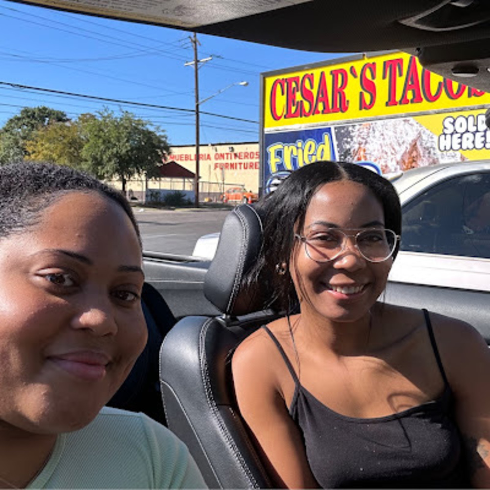 Meet your Posher, Maya